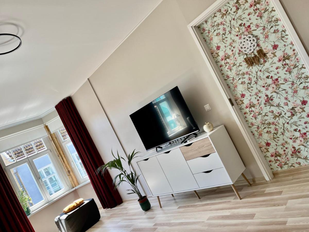 Rueuetli 24-3 Apartamento Pärnu Exterior foto